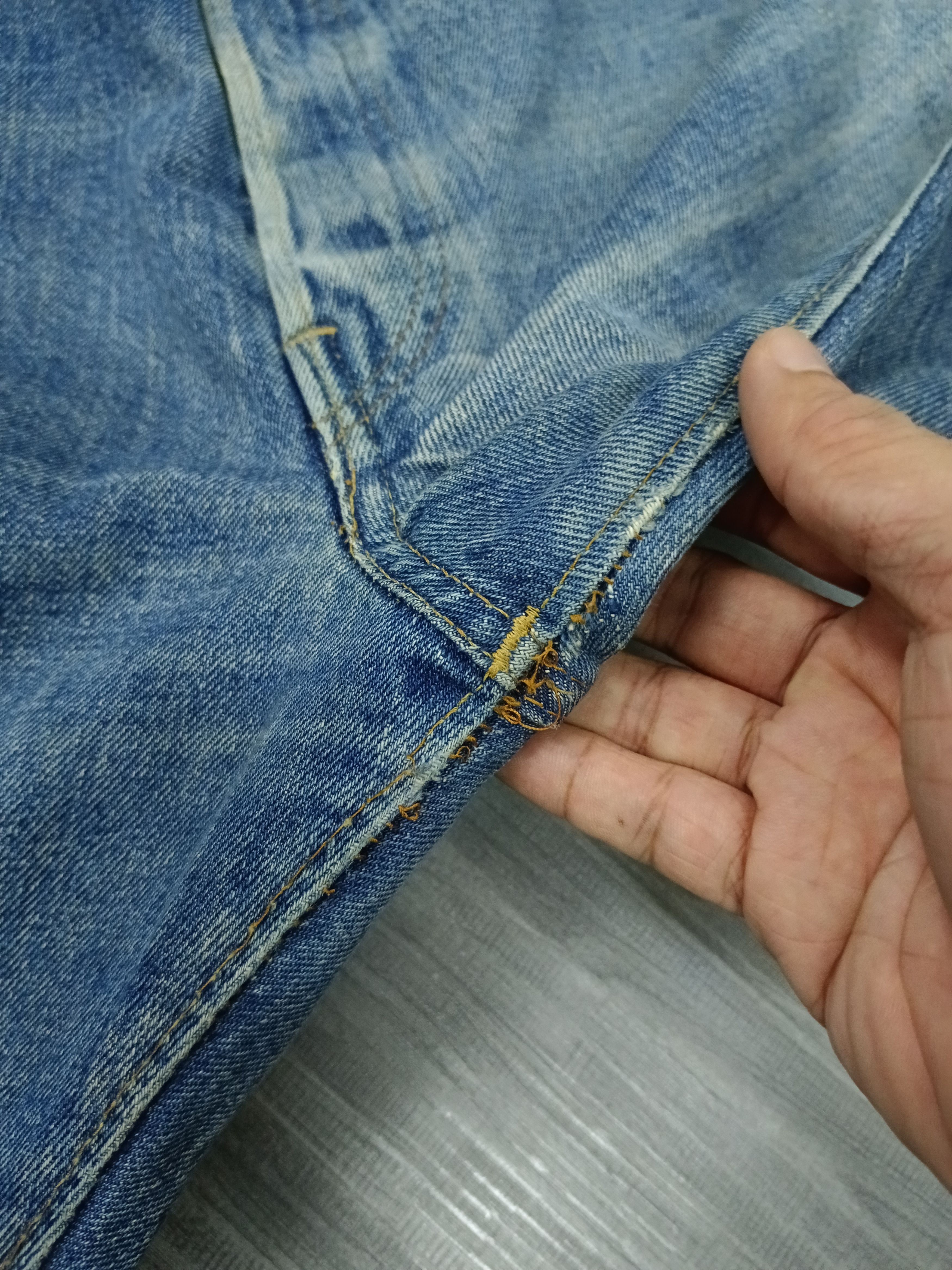 Levi's TRUE VINTAGE COLLECTOR ITEM RARE SIZE 70s 501 SELVEDGE Size US 44 / EU 60 - 6 Thumbnail