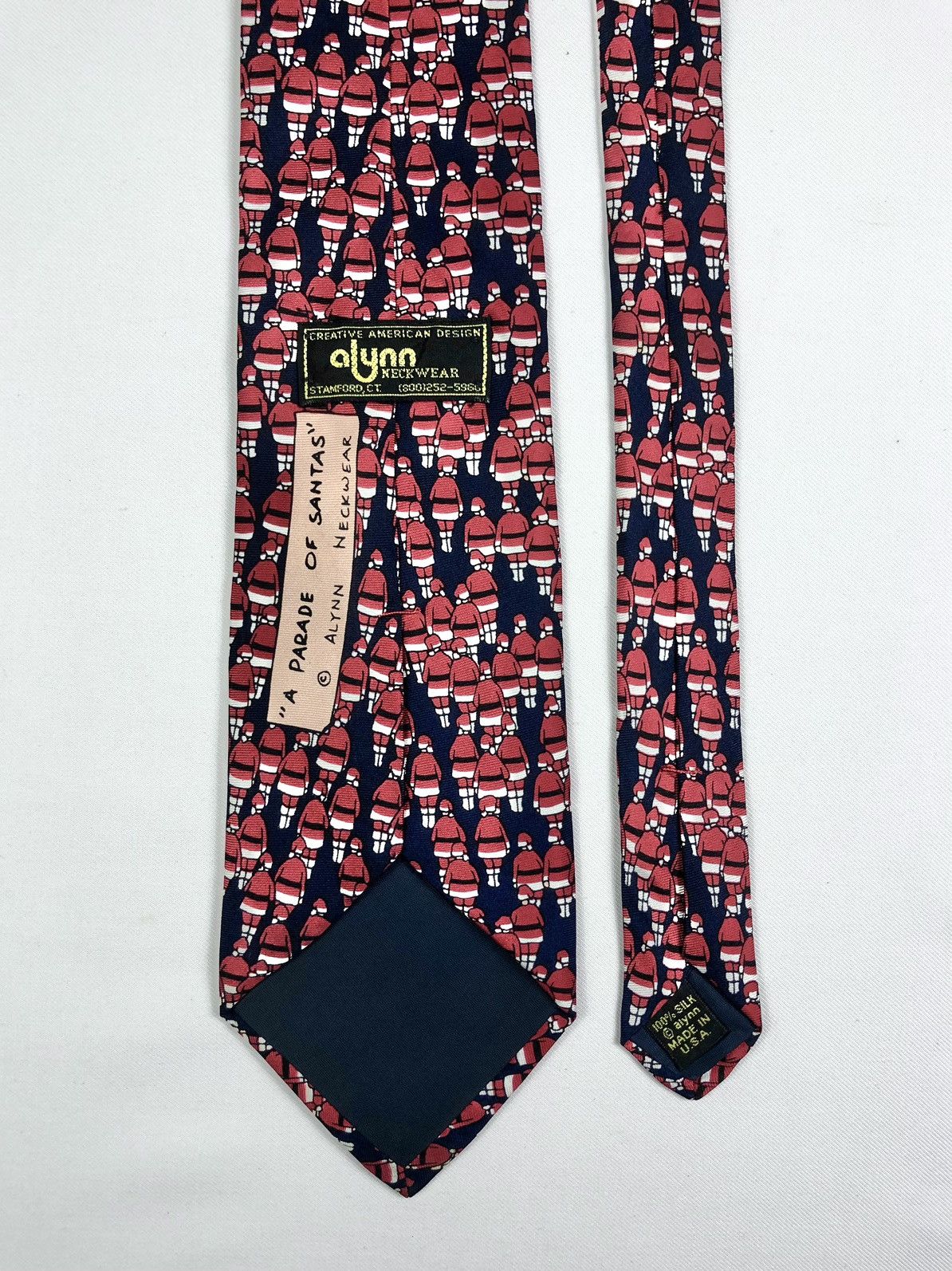 Vintage Vintage Alynn Neckwear A Parade of Santas Overprint Silk Tie Size ONE SIZE - 4 Thumbnail