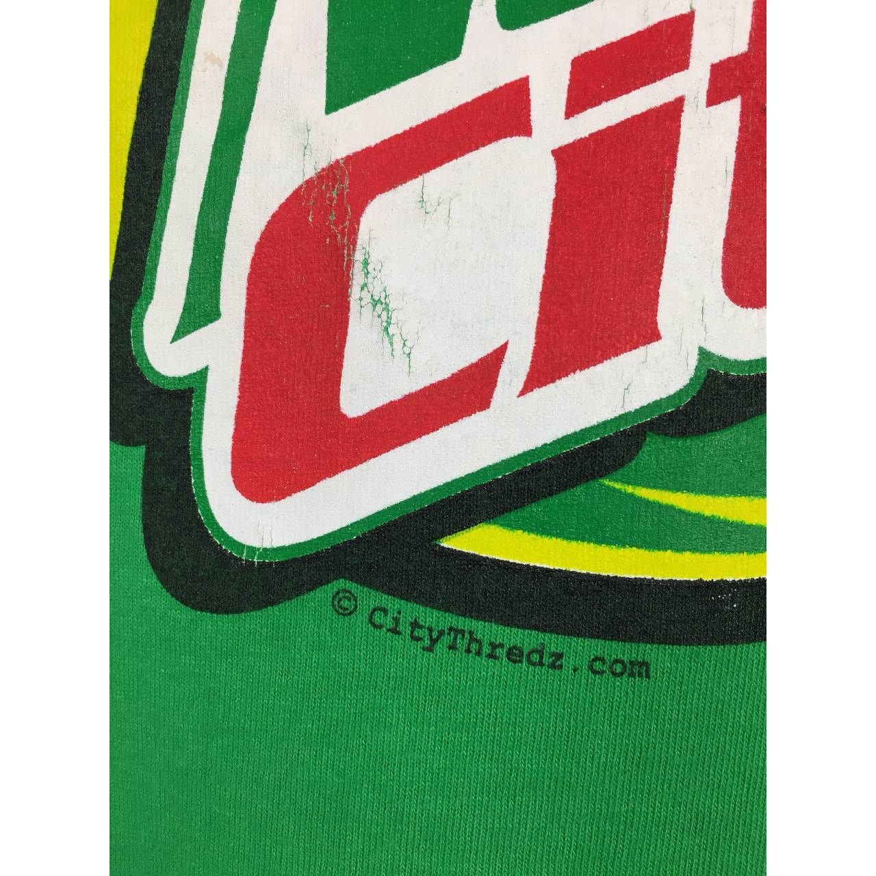 Fruit Of The Loom × Vintage Vtg Y2K New York City Mountain Dew Logo Parody Tee Size L Size US L / EU 52-54 / 3 - 5 Thumbnail