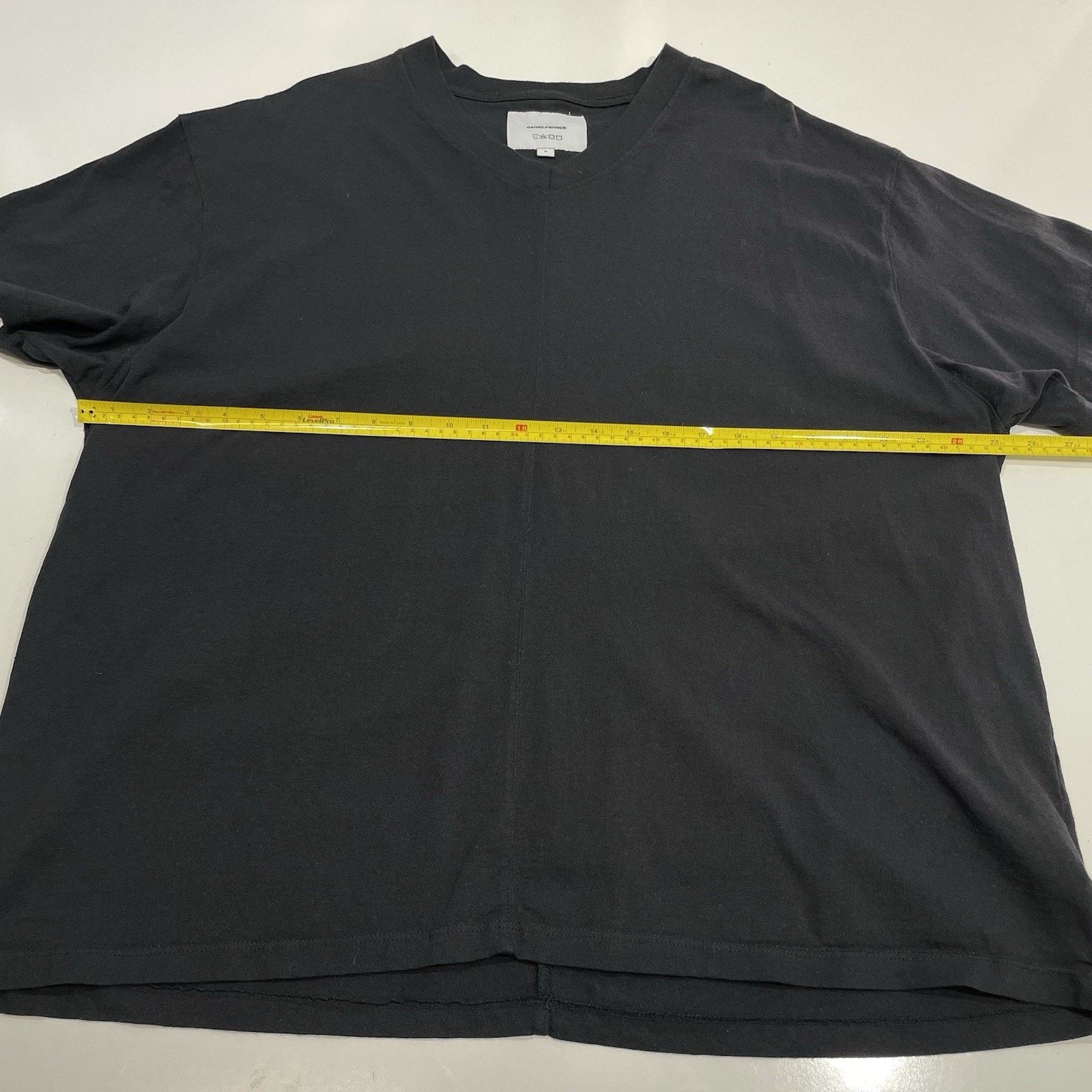 Daniel Andresen Daniel Patrick Men’s LA Designer Black Shirt Vneck Crosscut Size US L / EU 52-54 / 3 - 4 Thumbnail