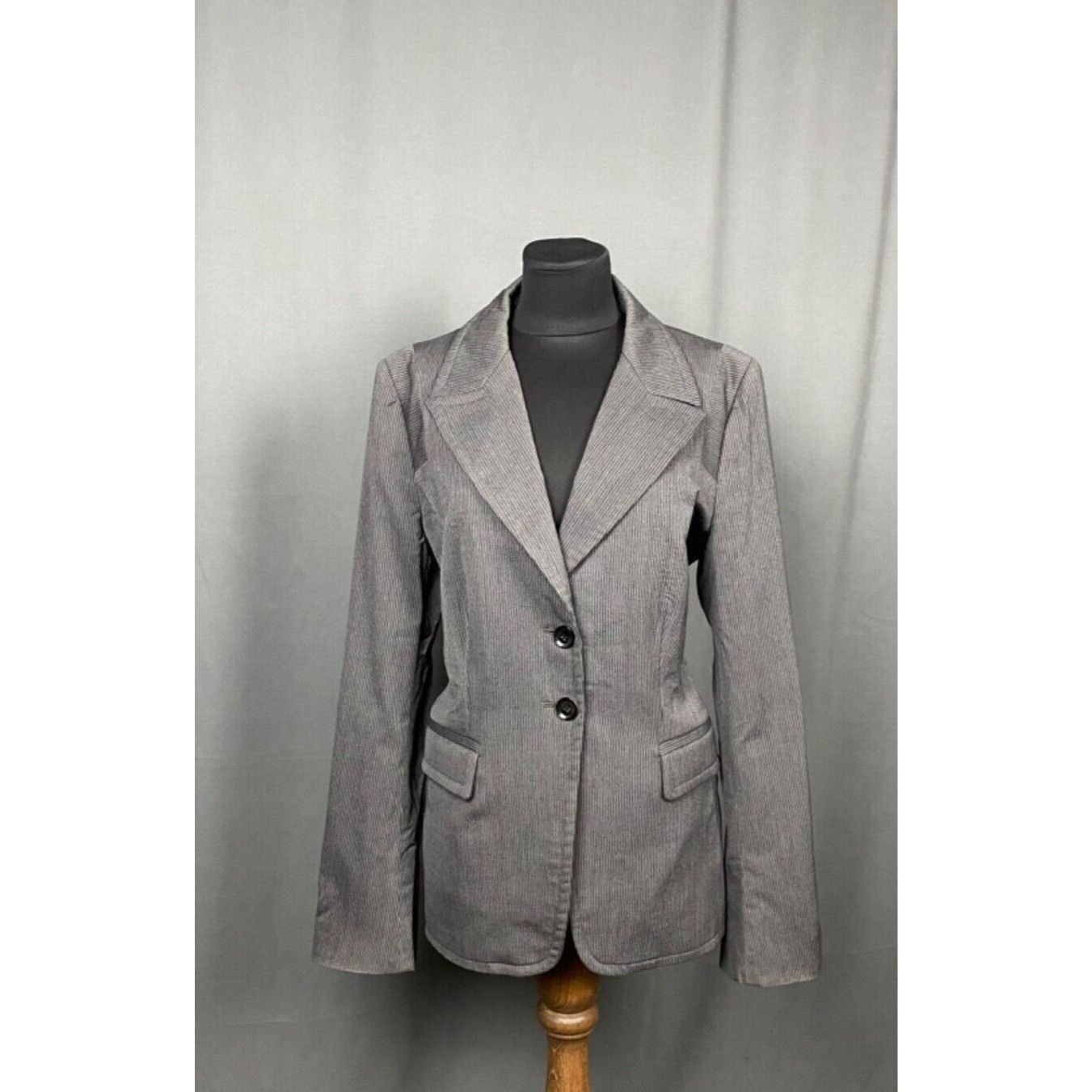 Gucci Gucci Women's Gray Wool Striped Blazer Sportcoat Jacket Size Size L / US 10 / IT 46 - 1 Thumbnail