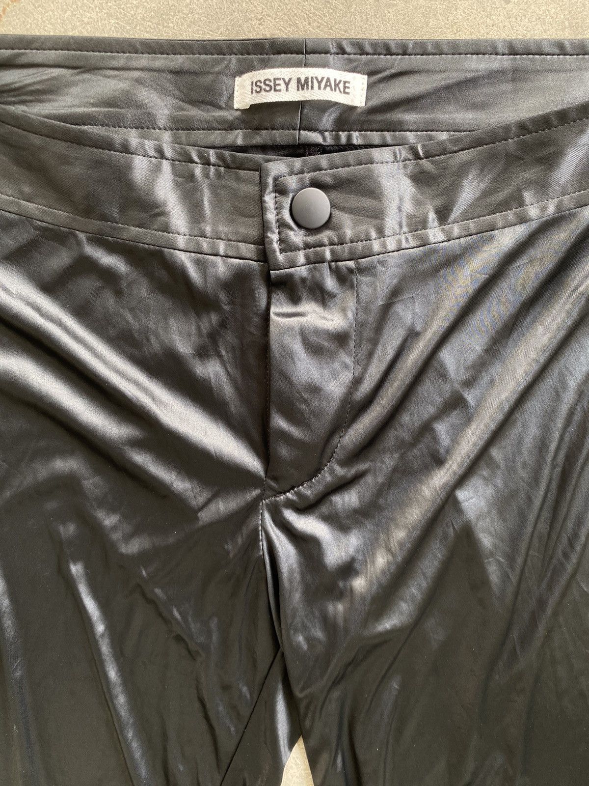 Issey Miyake Vintage Issey Miyake Rubber Polyester Black Spandex Pants Size 29" - 2 Thumbnail
