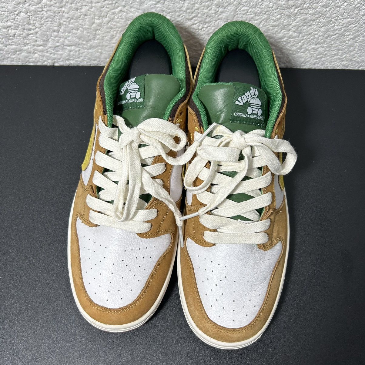 Vandy The Pink Vandy The Pink Burguer Dunks Low Size US 10 / EU 43 - 6 Thumbnail