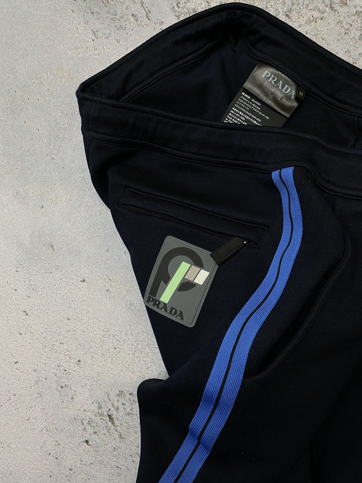 Prada Prada AW 2018 sweatpants Size US 34 / EU 50 - 2 Thumbnail