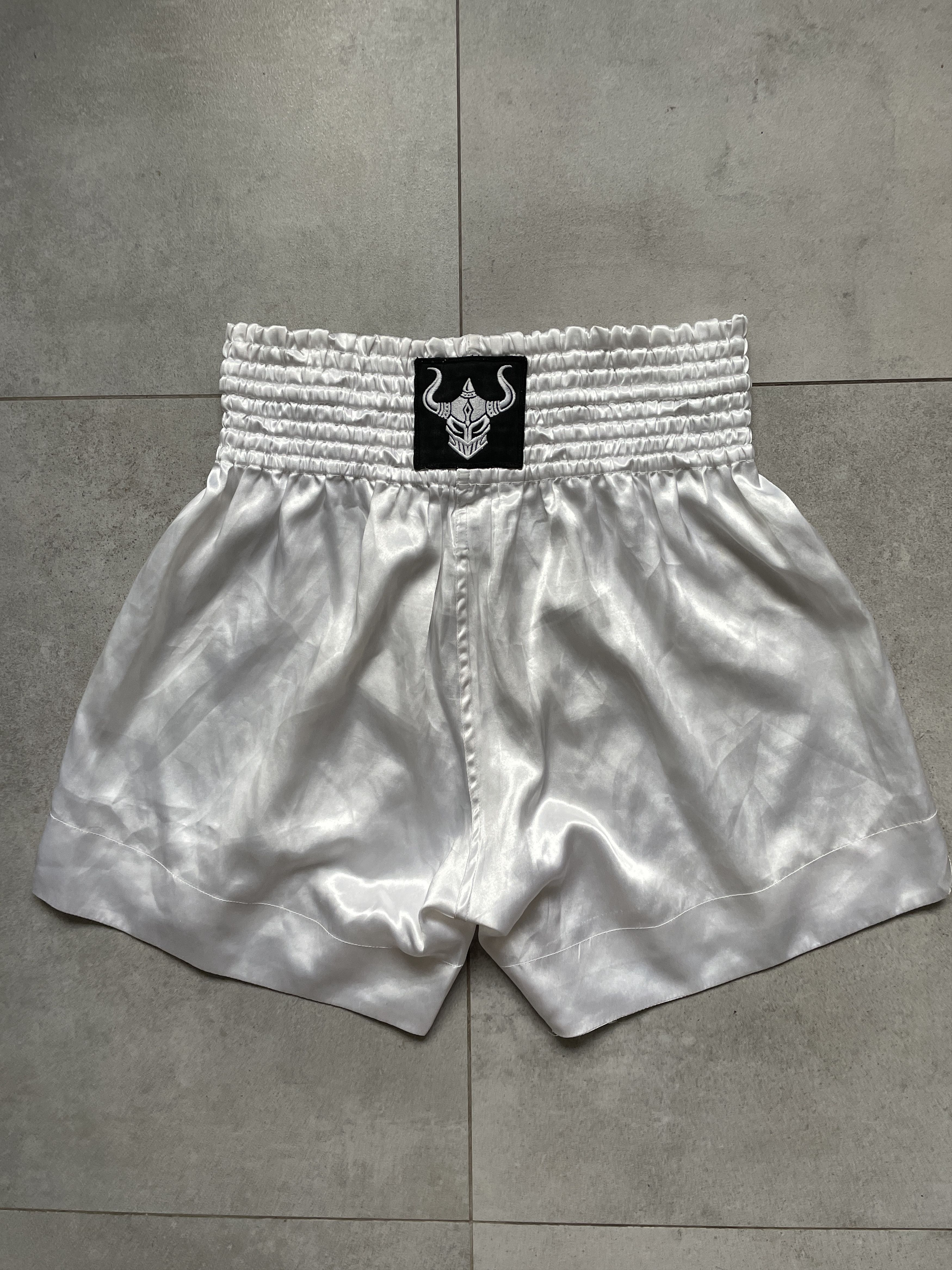 Everlast × UFC EVERLAST TYPE WHITE BOXING MUAY THAI KICKBOXING SHORTS Size US 34 / EU 50 - 2 Thumbnail