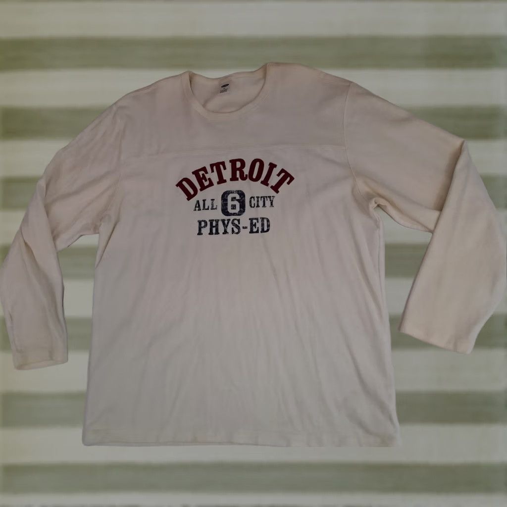 Old Navy VINTAGE Old Navy Sweatshirt Shirt Detroit City Stitched Letters White XL Unisex Adults Crew Neck Pullover Long Sleeve Canvas Cotton Size US XL / EU 56 / 4 - 1 Thumbnail