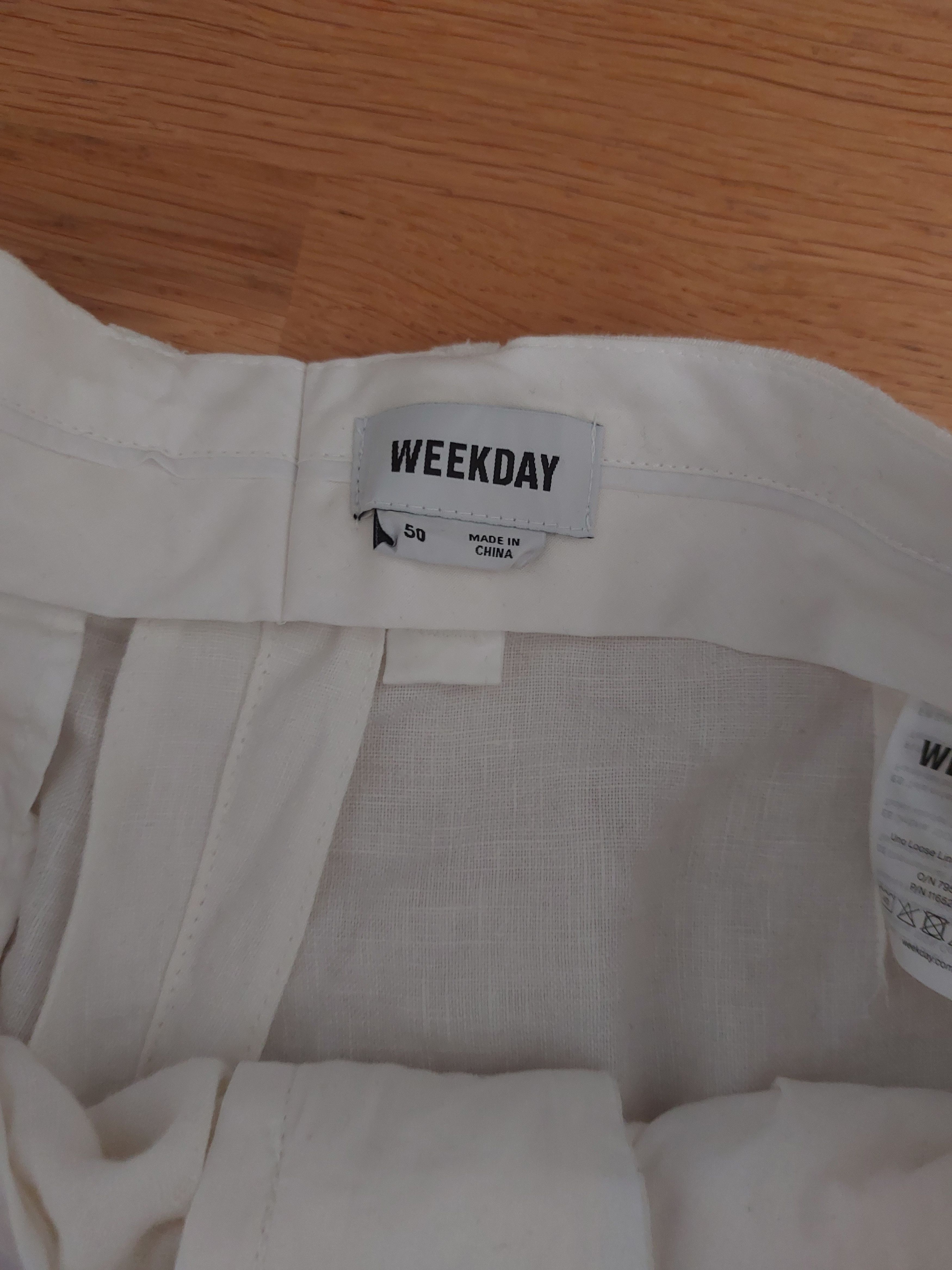 Weekday Linen dress pants Size US 34 / EU 50 - 2 Thumbnail