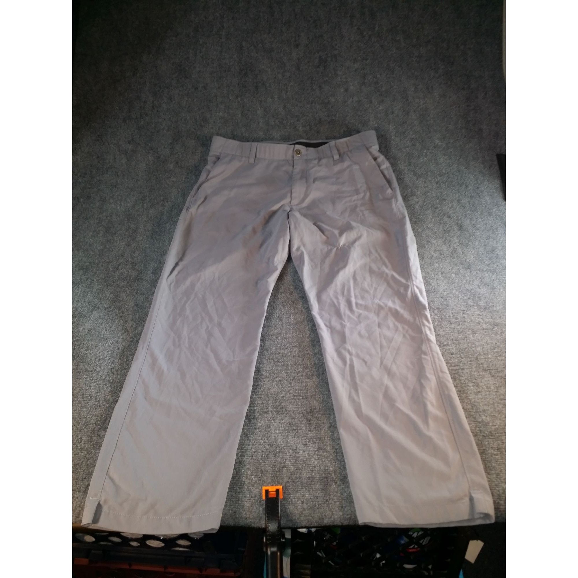Under Armour Under Armour The Showdown Pants Men Sz 38 / 32 Gray Casual S Size US 38 / EU 54 - 1 Thumbnail