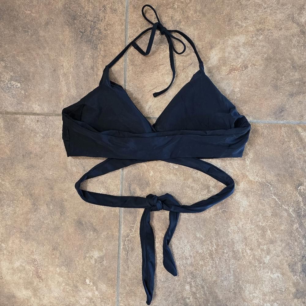 Designer Black Wrapped AE Bikini Top Size ONE SIZE - 2 Thumbnail