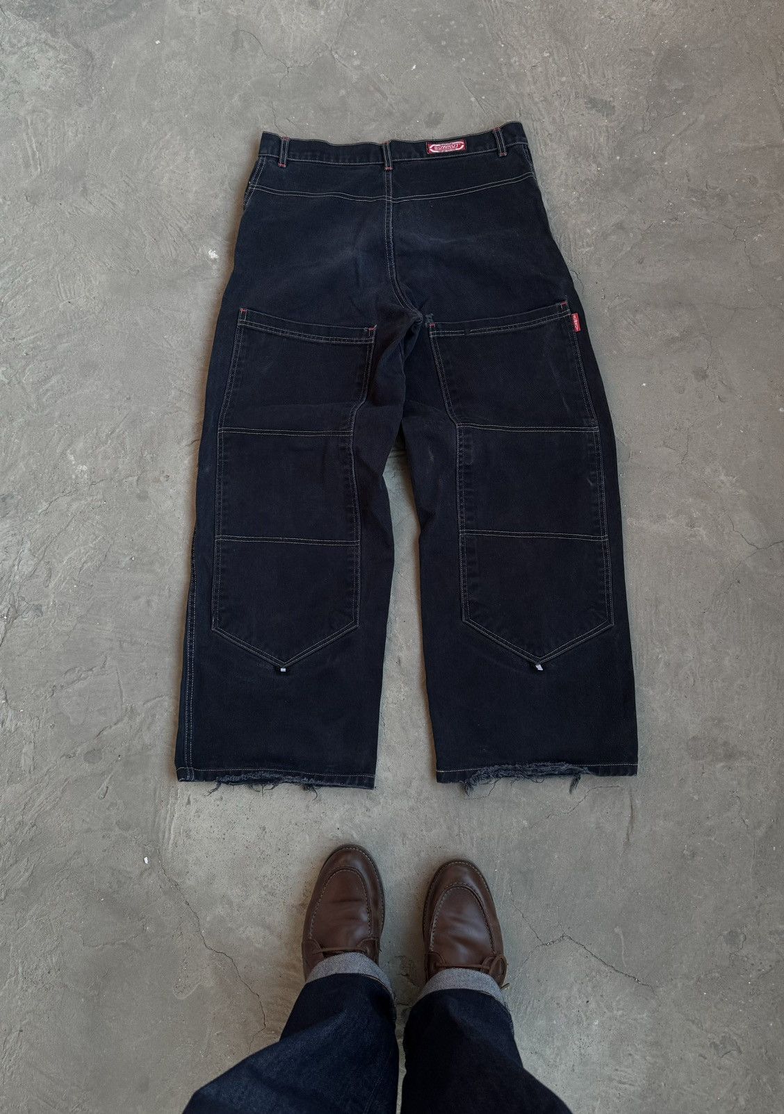 Japanese Brand × Vintage Vintage Big Pockets Distressed Baggy Y2K Denim Pants Size US 31 - 2 Thumbnail