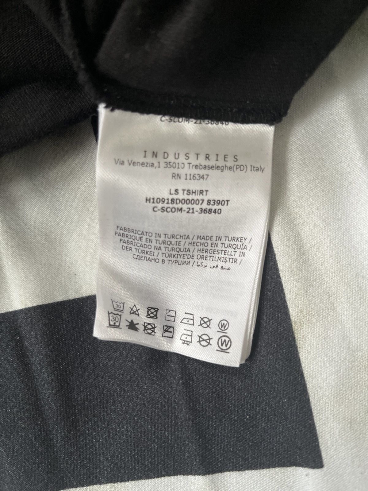 Moncler Moncler long sleeve top Size US XL / EU 56 / 4 - 6 Thumbnail