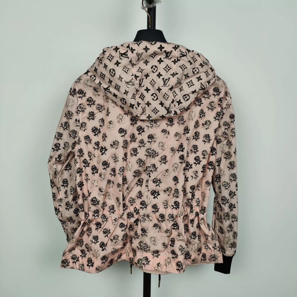 Louis Vuitton LV Nylon Print Hooded Pink Jacket Size XS / US 0-2 / IT 36-38 - 2 Thumbnail