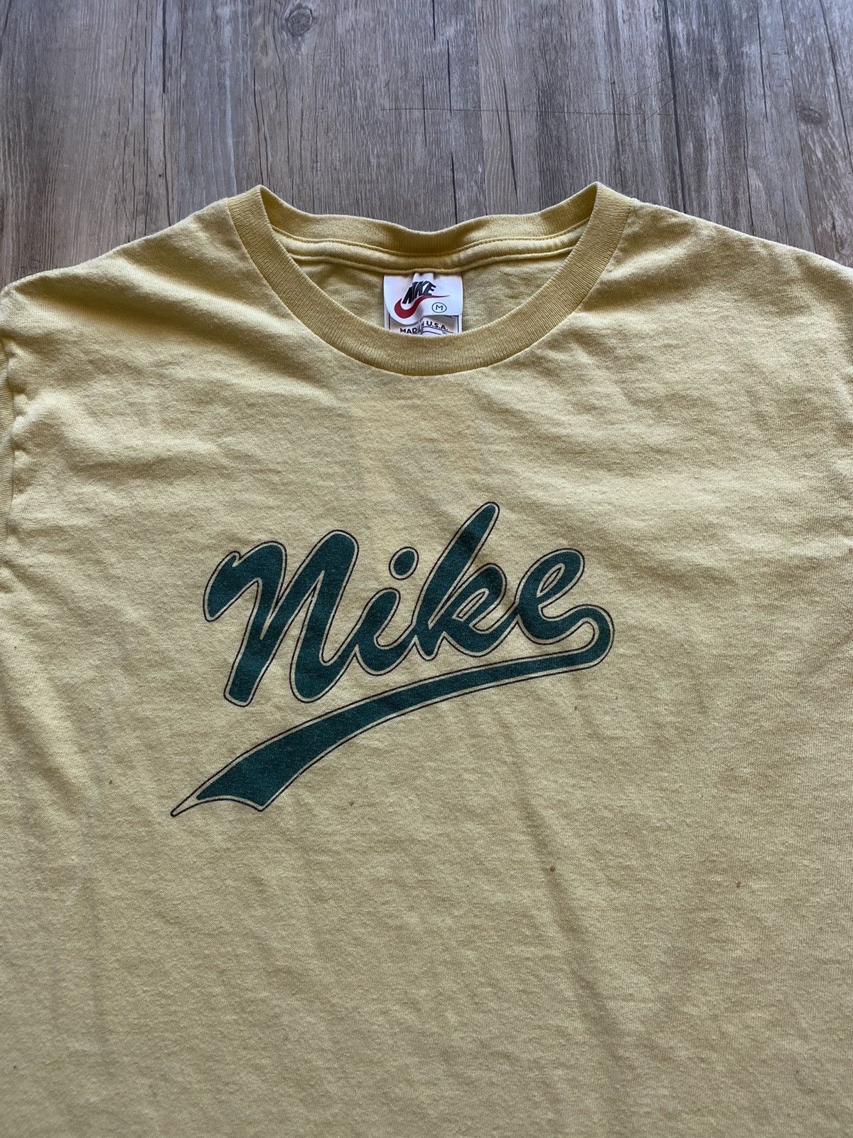 Nike × Vintage Vintage 90s Nike Script Logo Graphic Tshirt Size US S / EU 44-46 / 1 - 2 Thumbnail