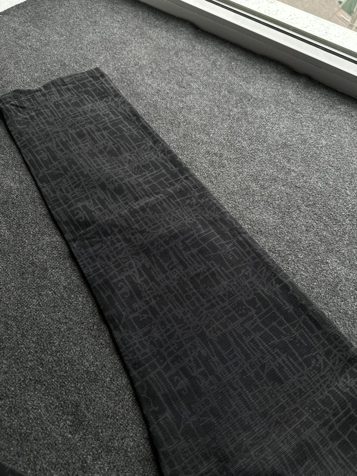 Armani VNTG🚨 ARMANI GRAY MONOGRAM PANTS LUXURY Y2K INDIGO CASUAL Size US 32 / EU 48 - 16 Thumbnail