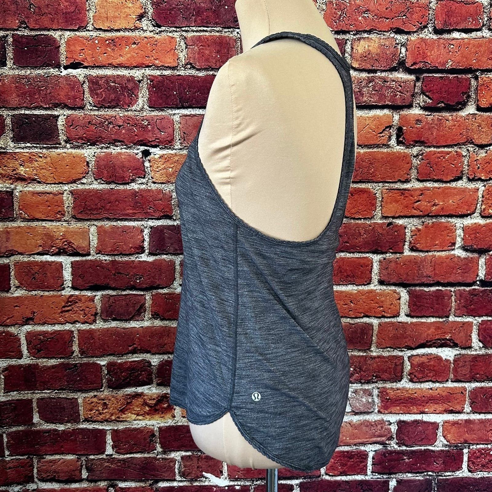 Lululemon Lululemon Tank Top Size M / US 6-8 / IT 42-44 - 2 Thumbnail