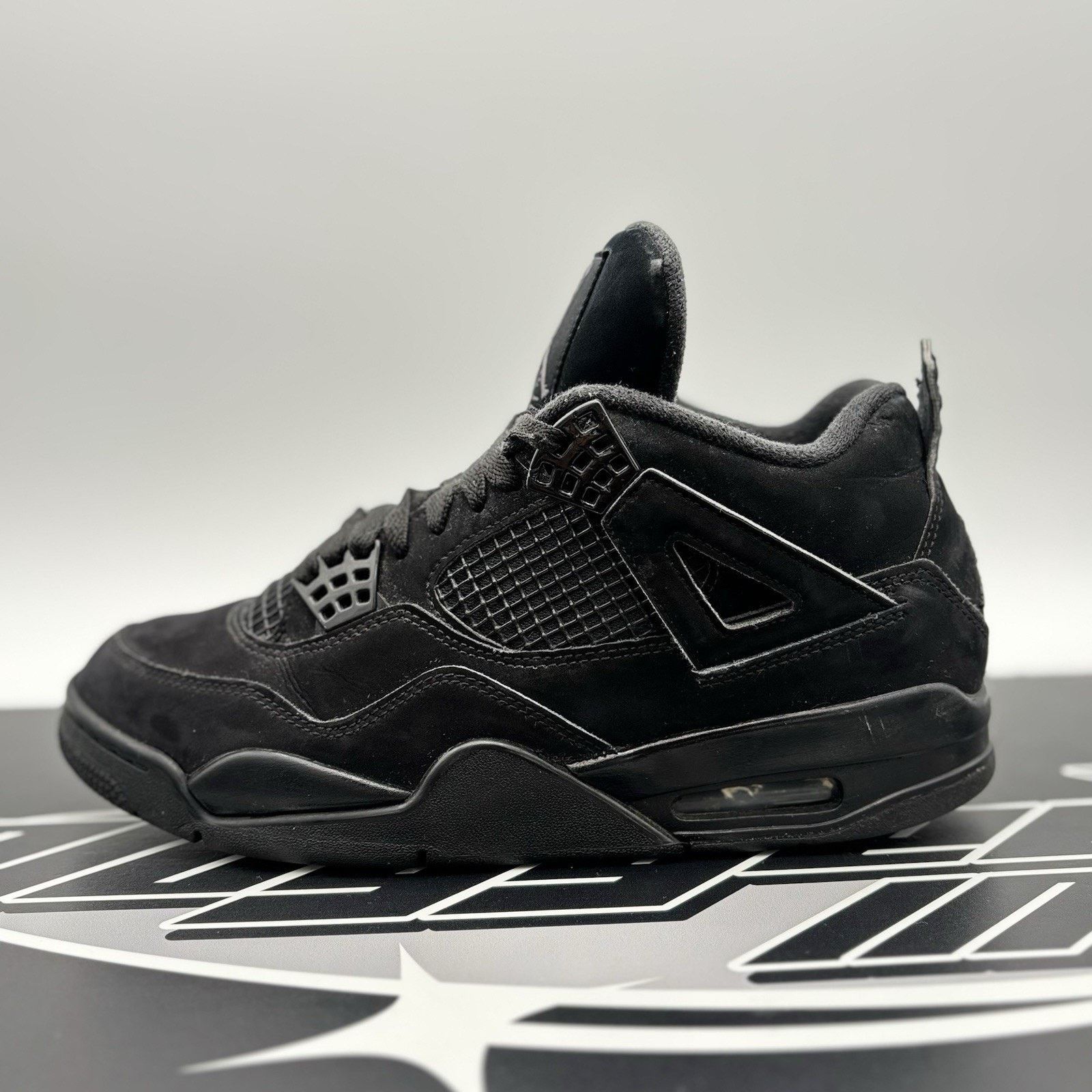 Jordan Brand Size 8.5 - Jordan 4 Retro Mid Black Cat Size US 8.5 / EU 41-42 - 11 Thumbnail