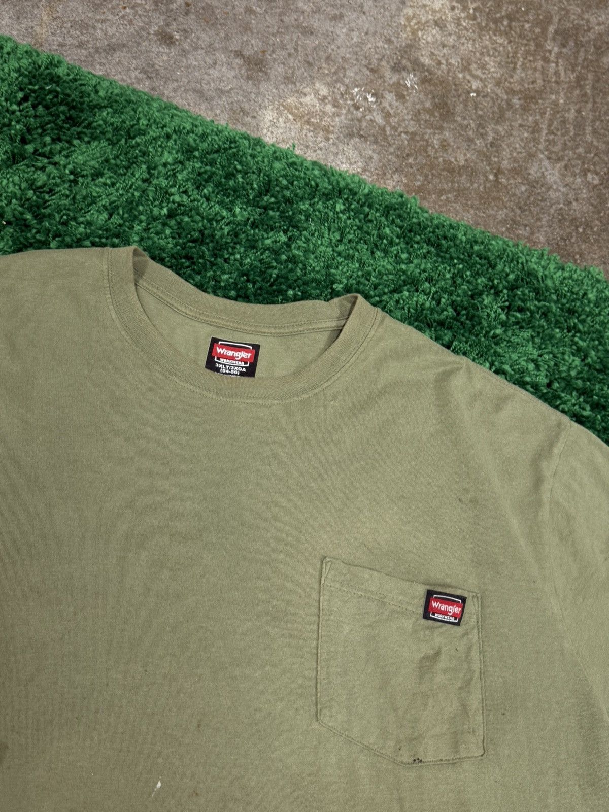 Wrangler Vintage Wrangler Workwear Logo Patch Oversized 3XXL XXL Tee Size US XXL / EU 58 / 5 - 3 Thumbnail