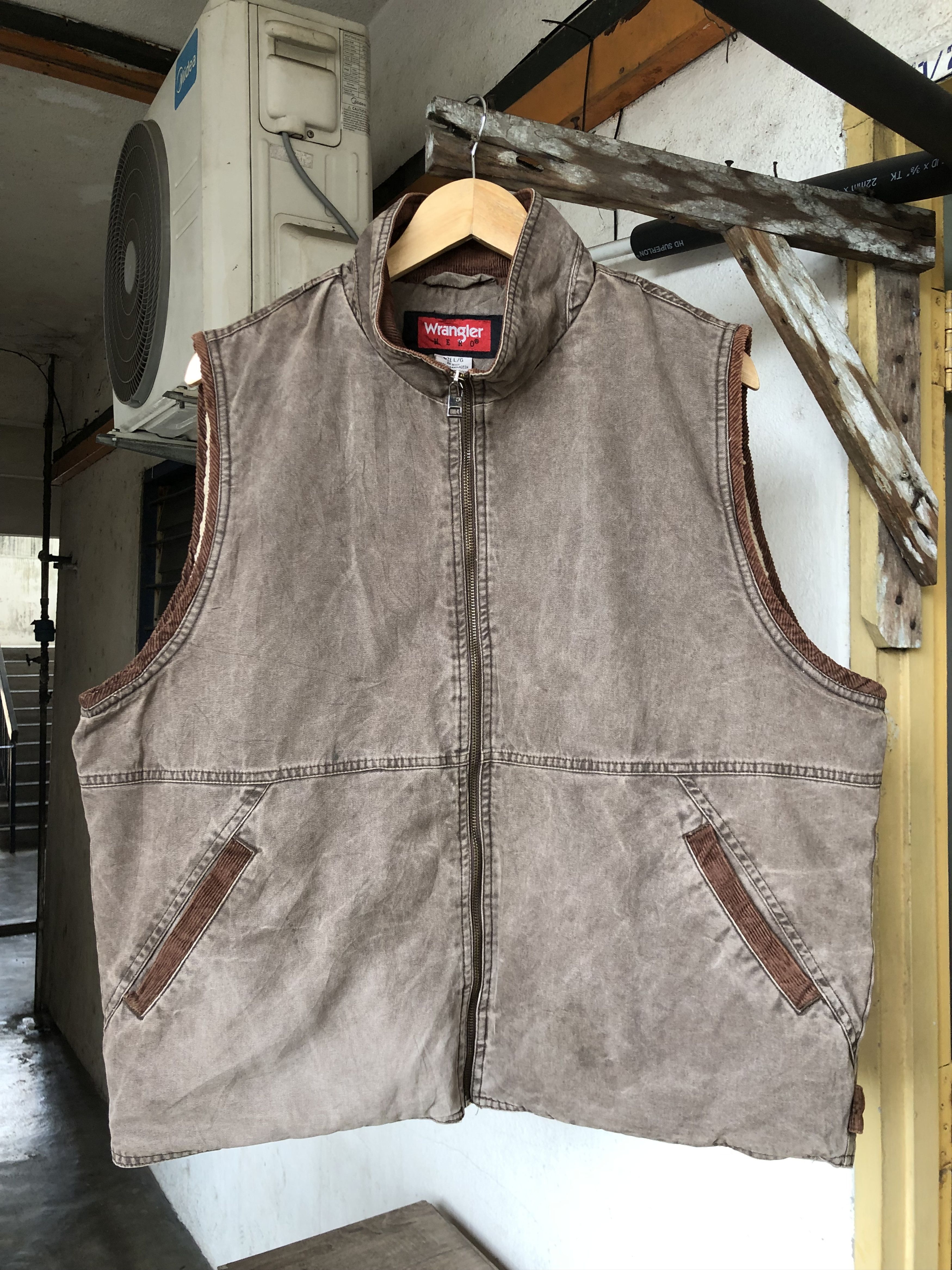 Wrangler Vintage Wrangler Hero Duck Canvas Vest Jacket Brown Size US L / EU 52-54 / 3 - 4 Thumbnail