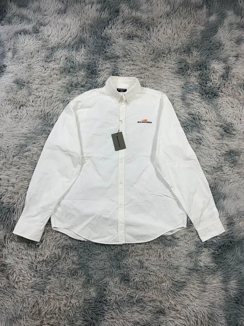 Balenciaga Balenciaga Tiger Year Limited Size 38 Shirt Size XS / US 0-2 / IT 36-38 - 1 Thumbnail
