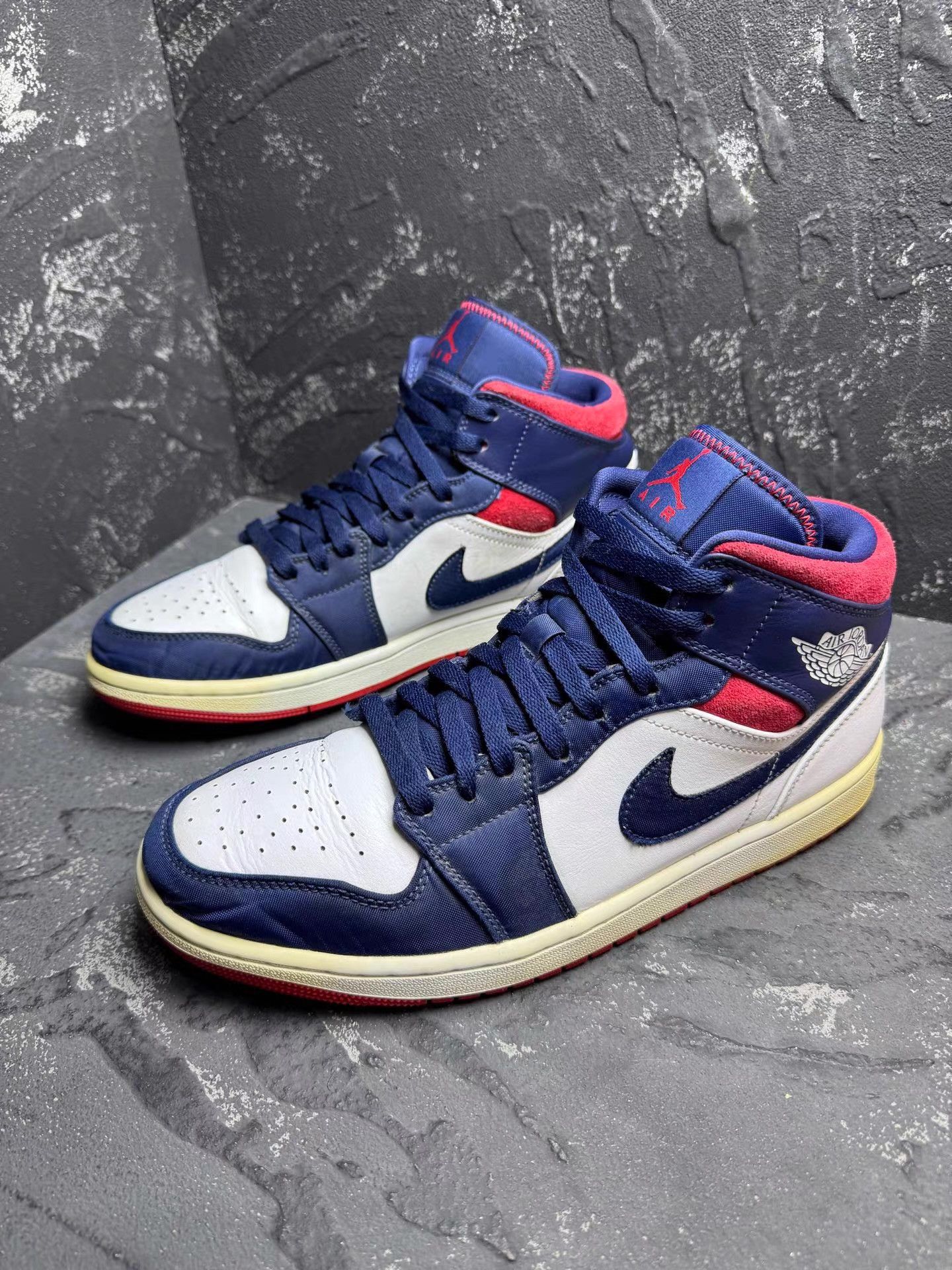 Nike Air Jordan 1 USA White Red & Blue Q10 Size US 10 / EU 43 - 1 Thumbnail