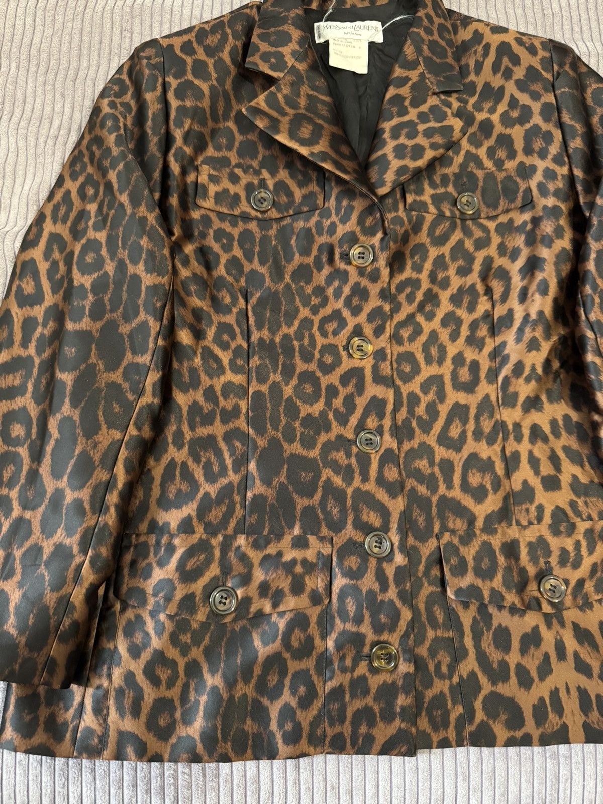 Yves Saint Laurent Vintage Yves Saint Laurent Variation Leopard Skin Jacket Size XL / US 12-14 / IT 48-50 - 3 Thumbnail