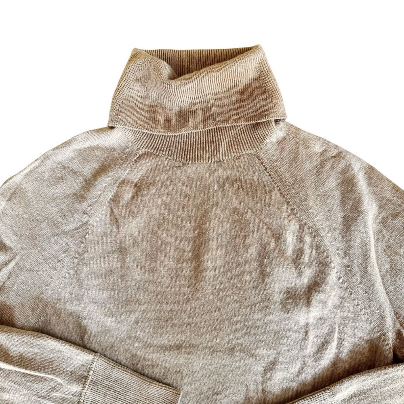 Banana Republic Banana Republic Merino Wool Turtleneck Sweater – Tan Size M / US 6-8 / IT 42-44 - 2 Thumbnail