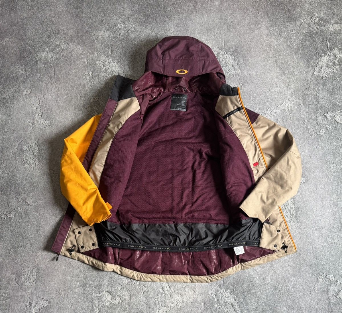 Oakley Oakley S outdoor gorpcore zip hooded jacket windbreaker ski Size US S / EU 44-46 / 1 - 12 Thumbnail
