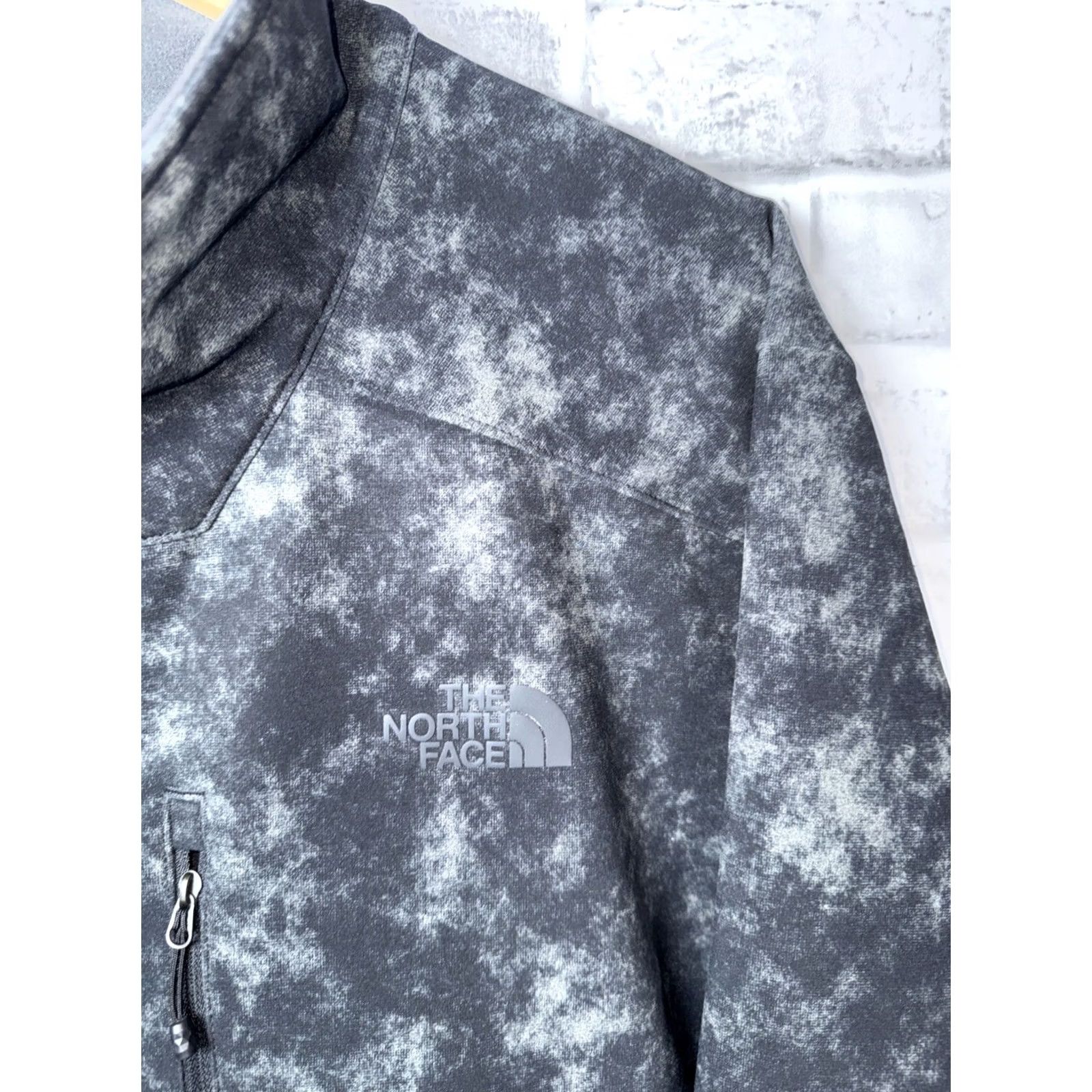 The North Face The North Face Windwall Jacket Mens XL Gray/greensish Windbreaker Full Zip Fleece Lined Polyester Windshell Regular Size Size US XL / EU 56 / 4 - 3 Thumbnail