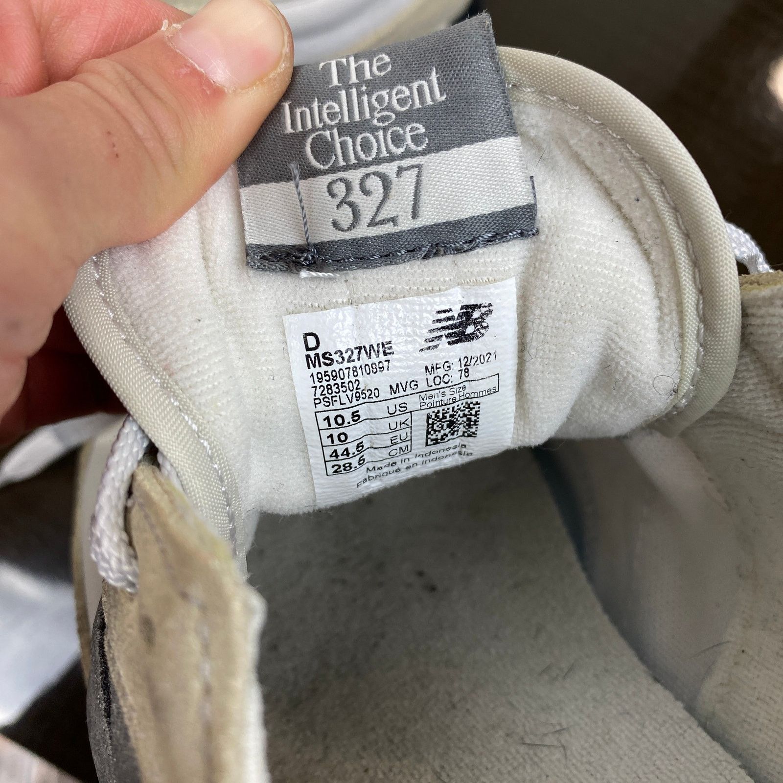 New Balance New Balance 327 Fashion Sneakers Shoes Men's 10.5 Streetwear Size US 10.5 / EU 43-44 - 8 Thumbnail