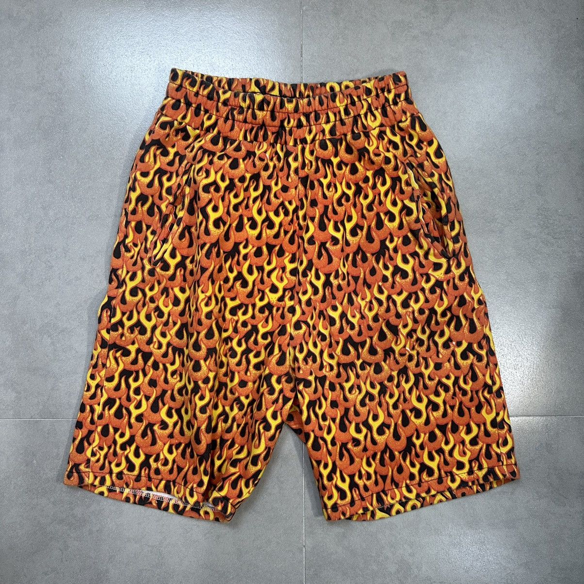 Asger Juel Larsen A.J.L Madhouse “Rumble in the Madhouse" Flame Print Set Size US 32 / EU 48 - 2 Thumbnail