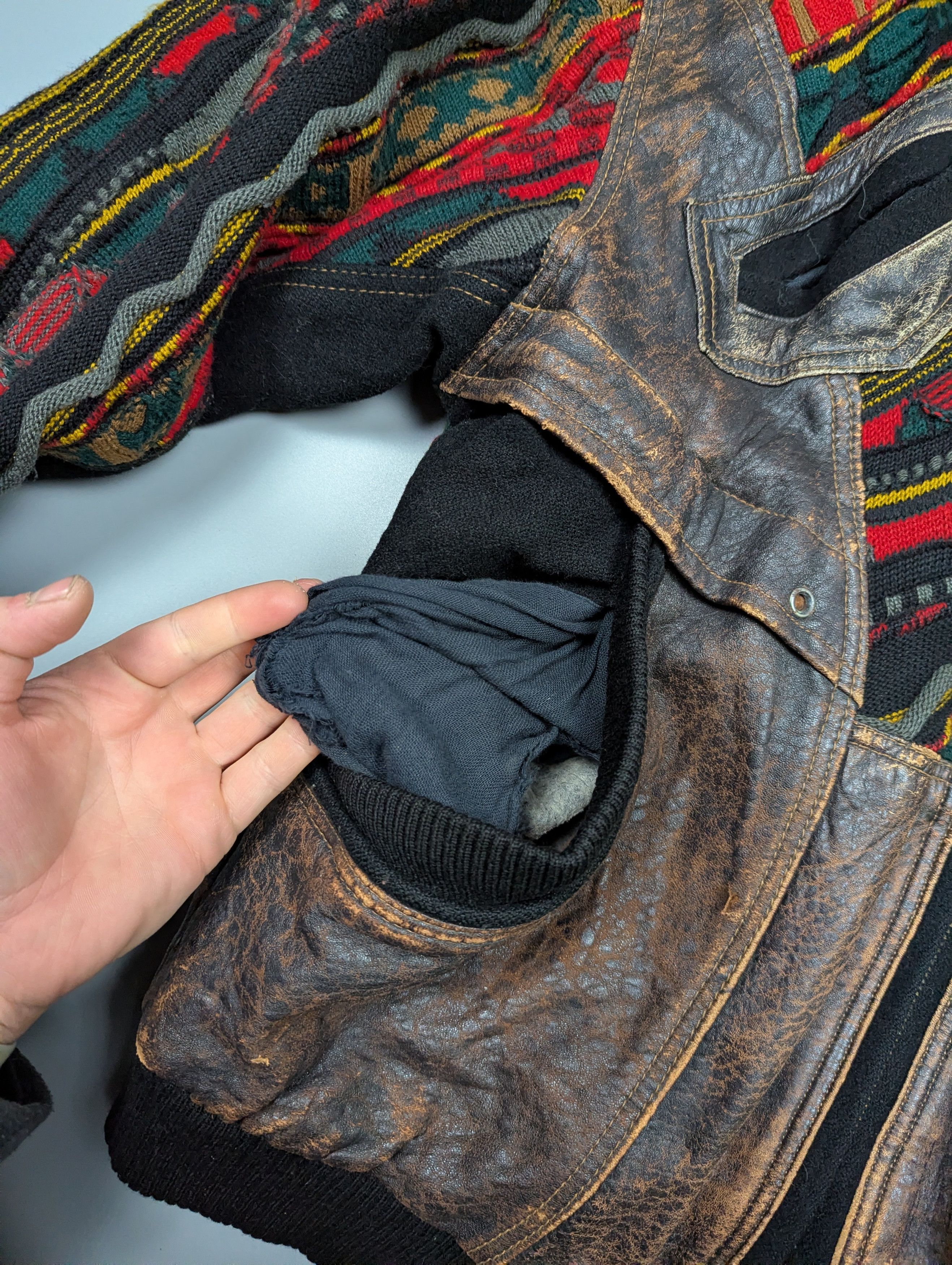 Vintage Roger Springfield Vintage 80s Leather×Knit Patchwork Bombe Size US L / EU 52-54 / 3 - 13 Thumbnail