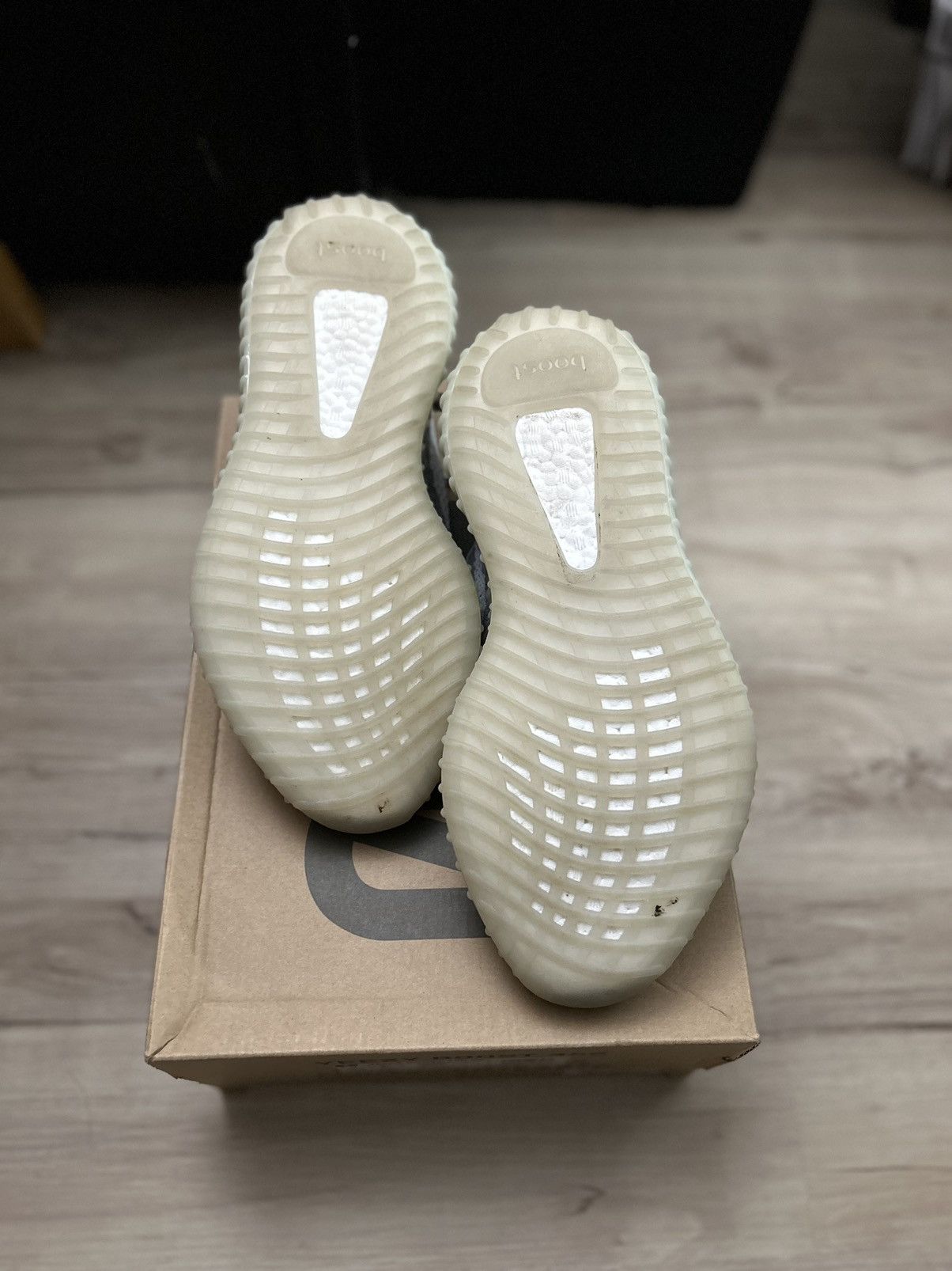 Adidas × Kanye West Yeezy Boost 350 v2 - Blue Tint Size US 9 / EU 42 - 5 Thumbnail