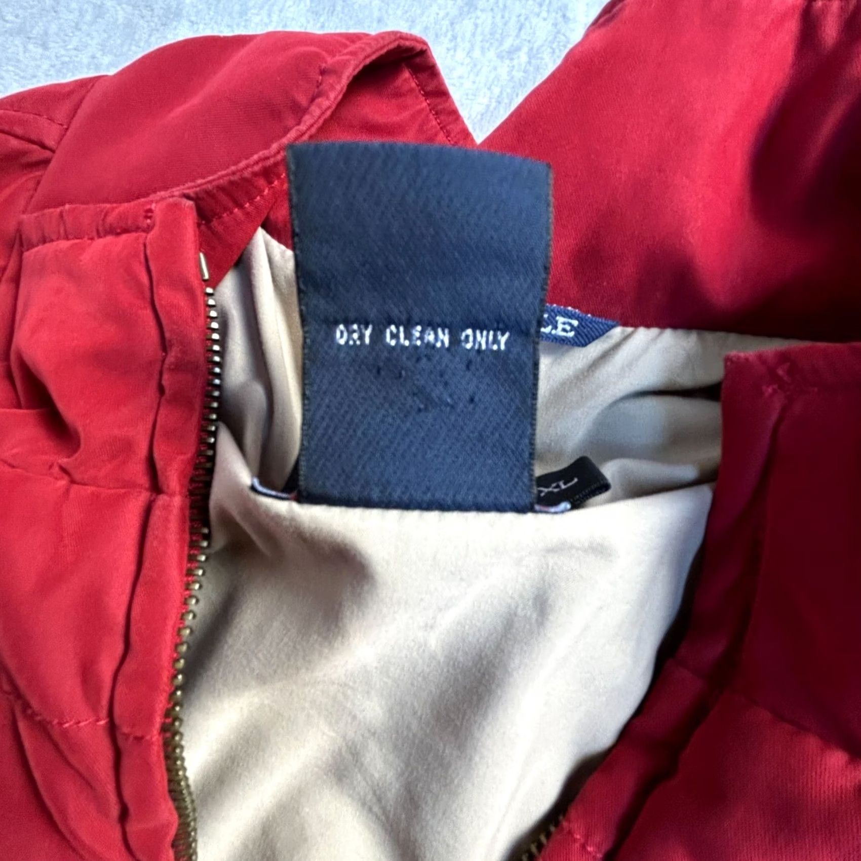 Faconnable Façonnable Vest Women XL Red Quilted Padded Zip Up Outerwear Sleeveless Lightweight Pockets Size XL / US 12-14 / IT 48-50 - 4 Thumbnail