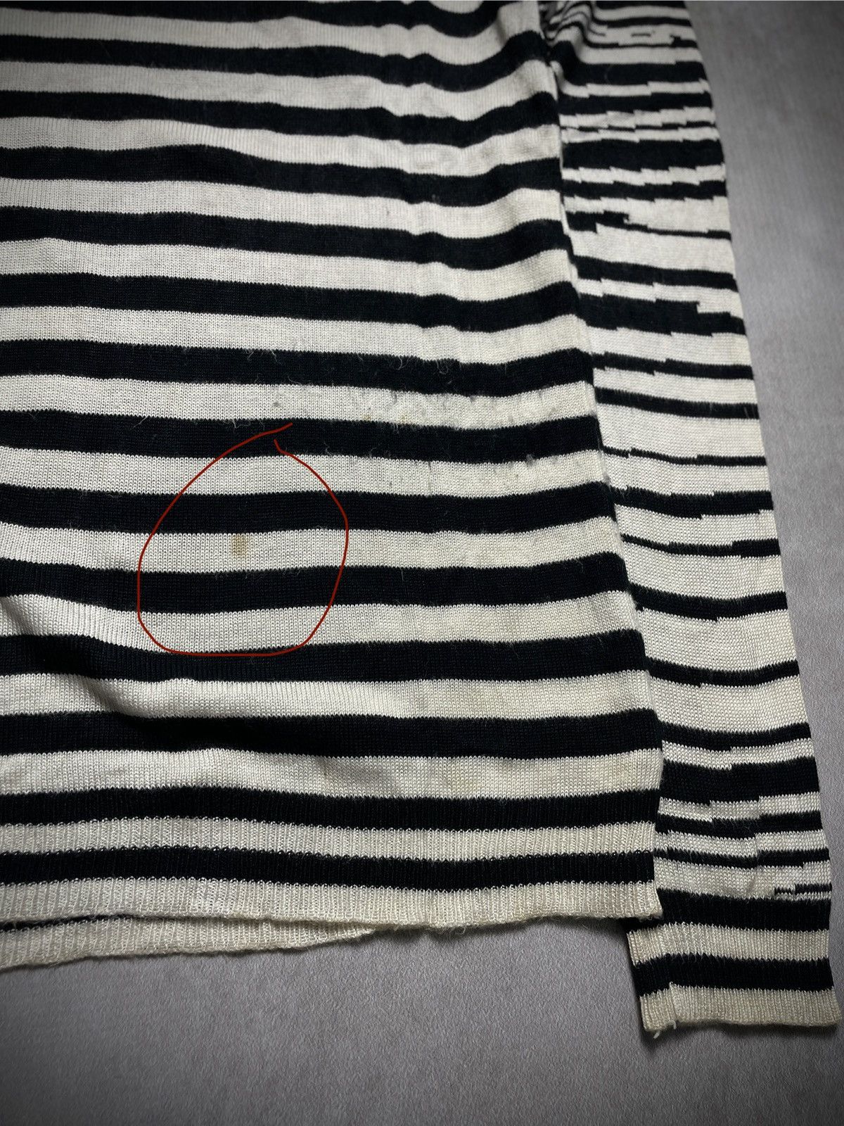 Alexander McQueen Alexander McQueen - Zebra Pattern Knit Size XS / US 0-2 / IT 36-38 - 10 Thumbnail