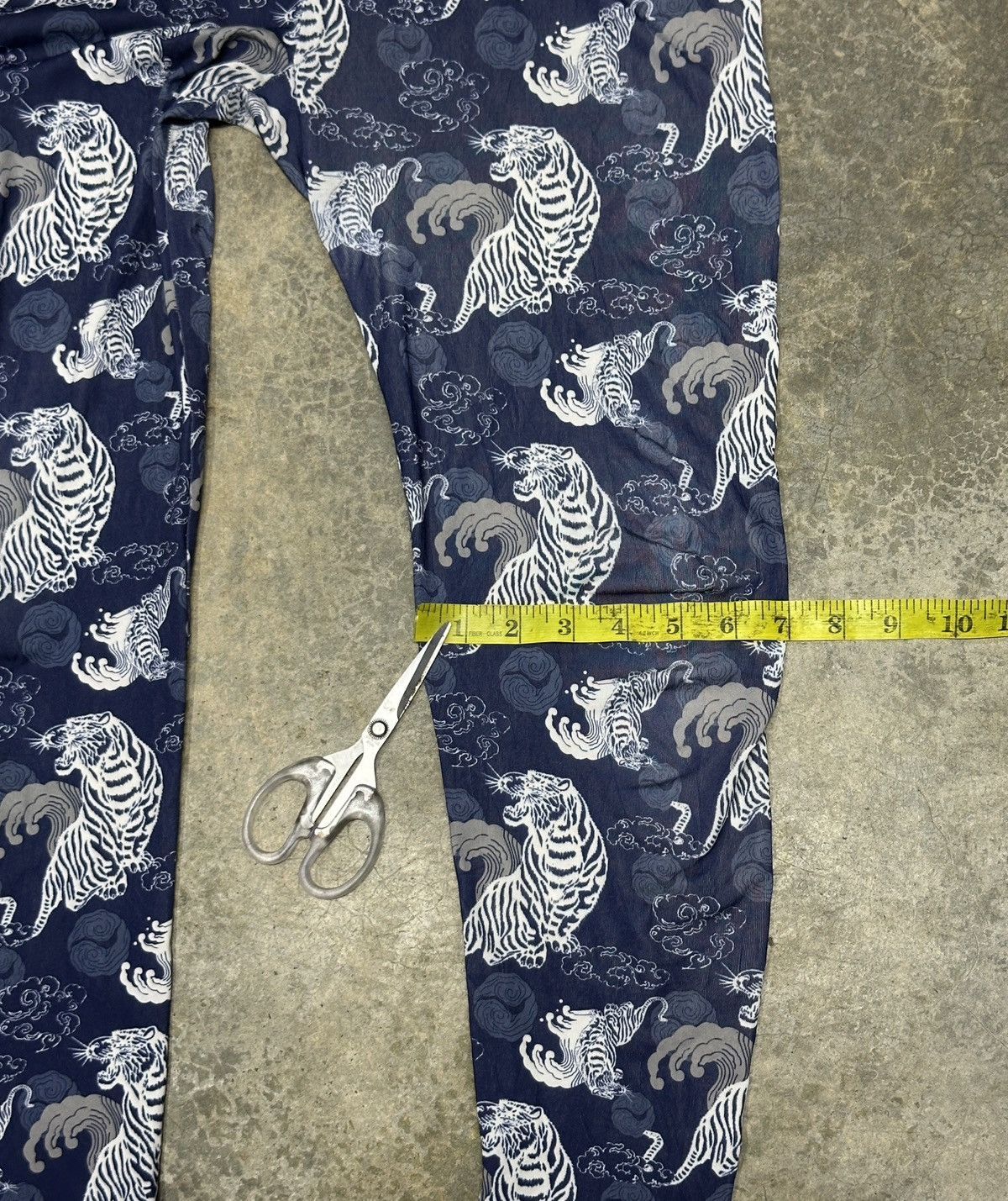 Japanese Brand × PPFM × Vintage Rare 🔥 PPFM Full Print Sukajan Design Inner Pant / Leggings Size US 27 - 9 Thumbnail