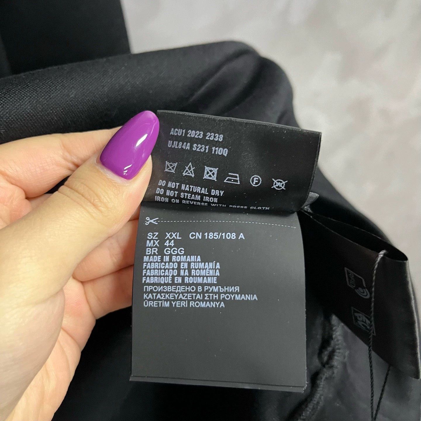 Prada prada black oversized hooded sweatshirt with pockets Size US XXL / EU 58 / 5 - 3 Thumbnail