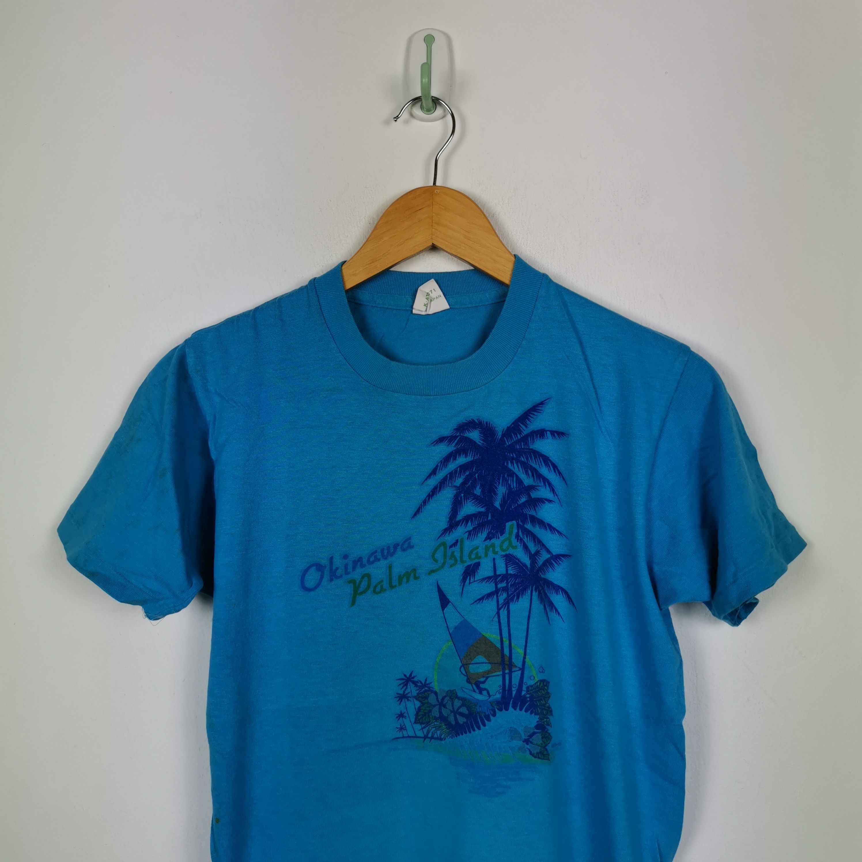 Vintage Vintage 90s Okinawa Palm Island Hawaii T-Shirt Crewneck Tee Size US M / EU 48-50 / 2 - 2 Thumbnail