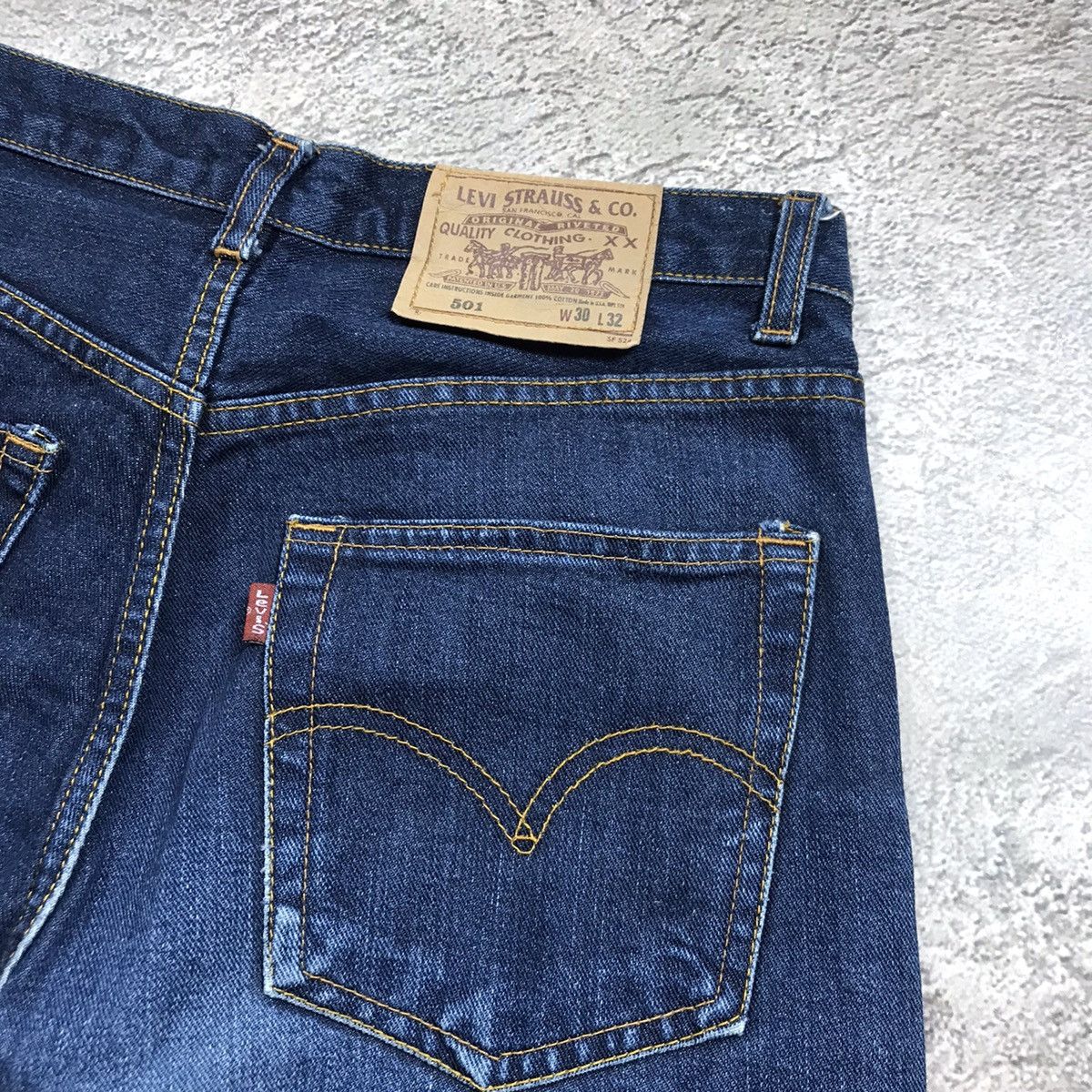 Vintage Vintage 90s Levis Baggy Wide Leg Jeans Grunge Skate Logo 30 Size US 30 / EU 46 - 6 Thumbnail