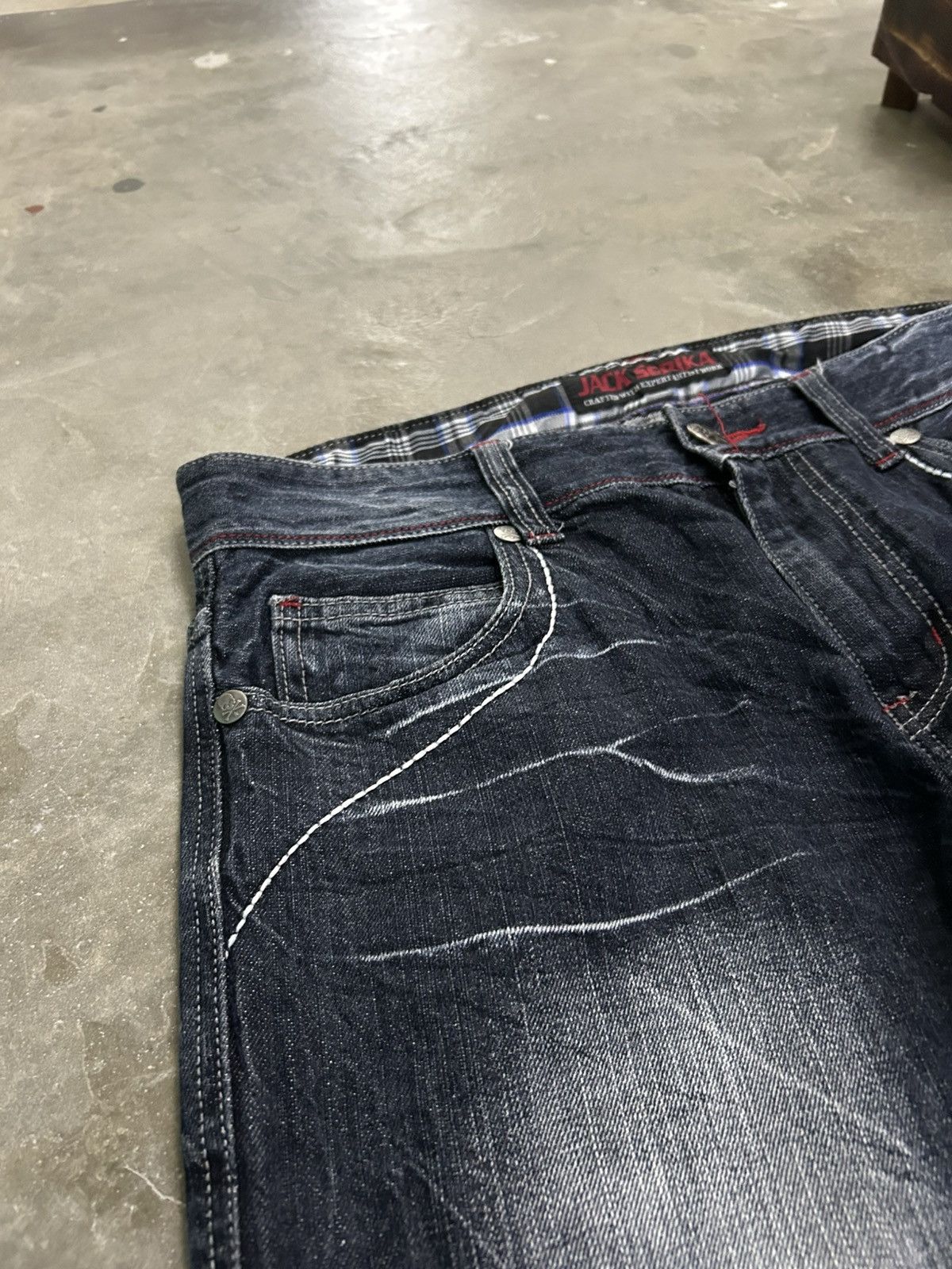 Japanese Brand Jack Serika Japanese Grunge Cracked Washed Crazy Streak Fade Size US 34 / EU 50 - 8 Thumbnail