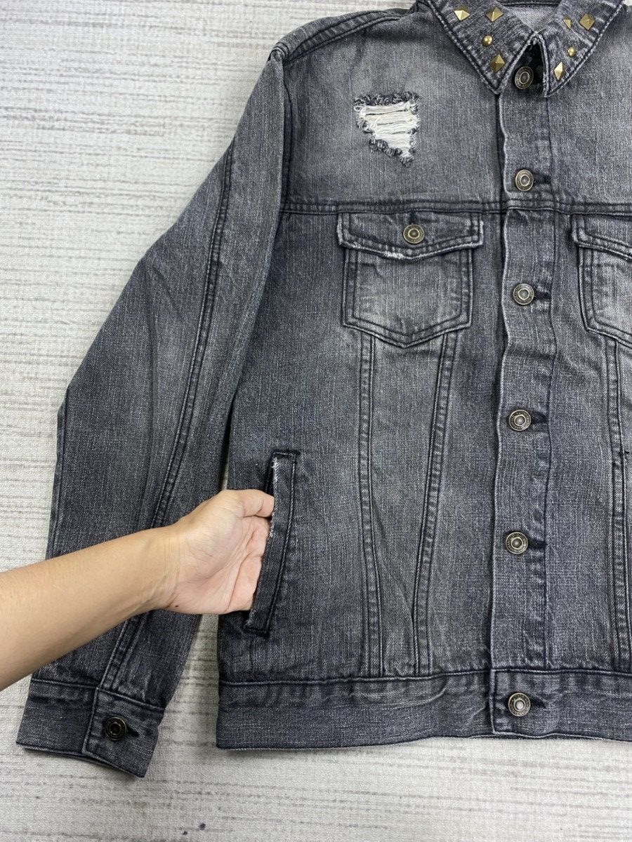If Six Was Nine × Vintage Vintage Clef De Sol Distressed Style Denim Trucker Jacket Size US S / EU 44-46 / 1 - 7 Thumbnail