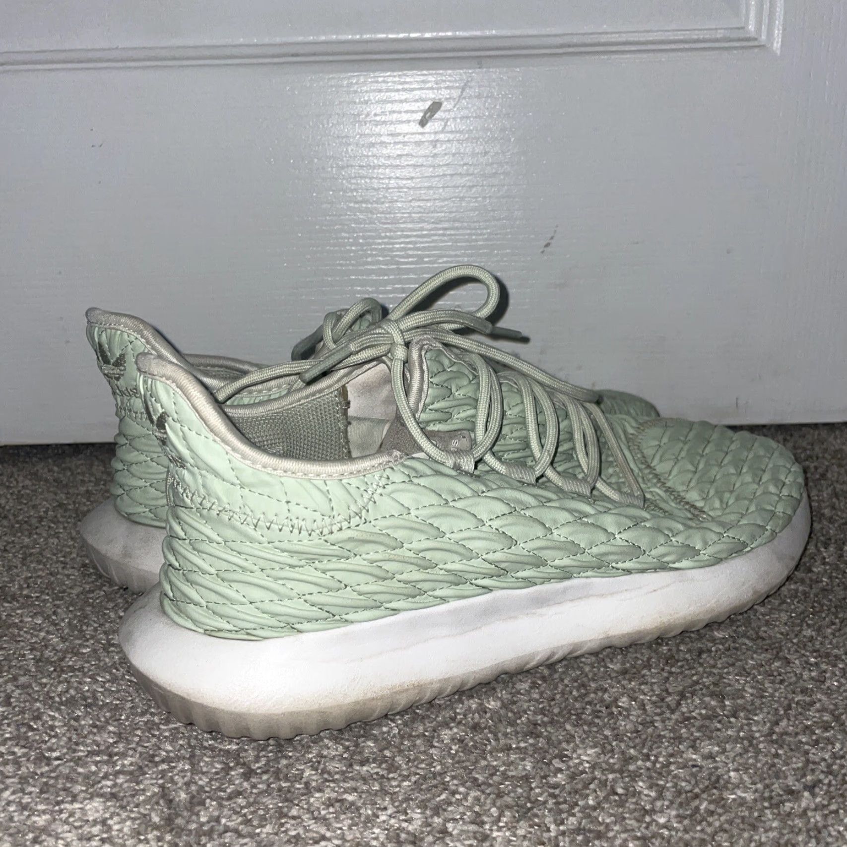 Adidas **adidas Tubular Shadow Green Women's 10** User: **adidas Tubular Shadow Green Women's Size 10** Size US 10 / IT 40 - 2 Thumbnail