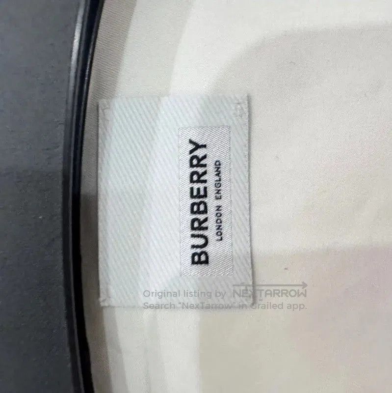 Burberry Burberry Women's White Wool Cardigan. Size S / US 4 / IT 40 - 5 Thumbnail