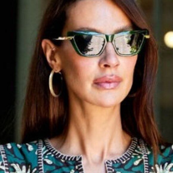 Bottega Veneta Bottega Veneta BV1241S 003 Sunglasses Green/Gold Cat Eye Size ONE SIZE - 13 Thumbnail