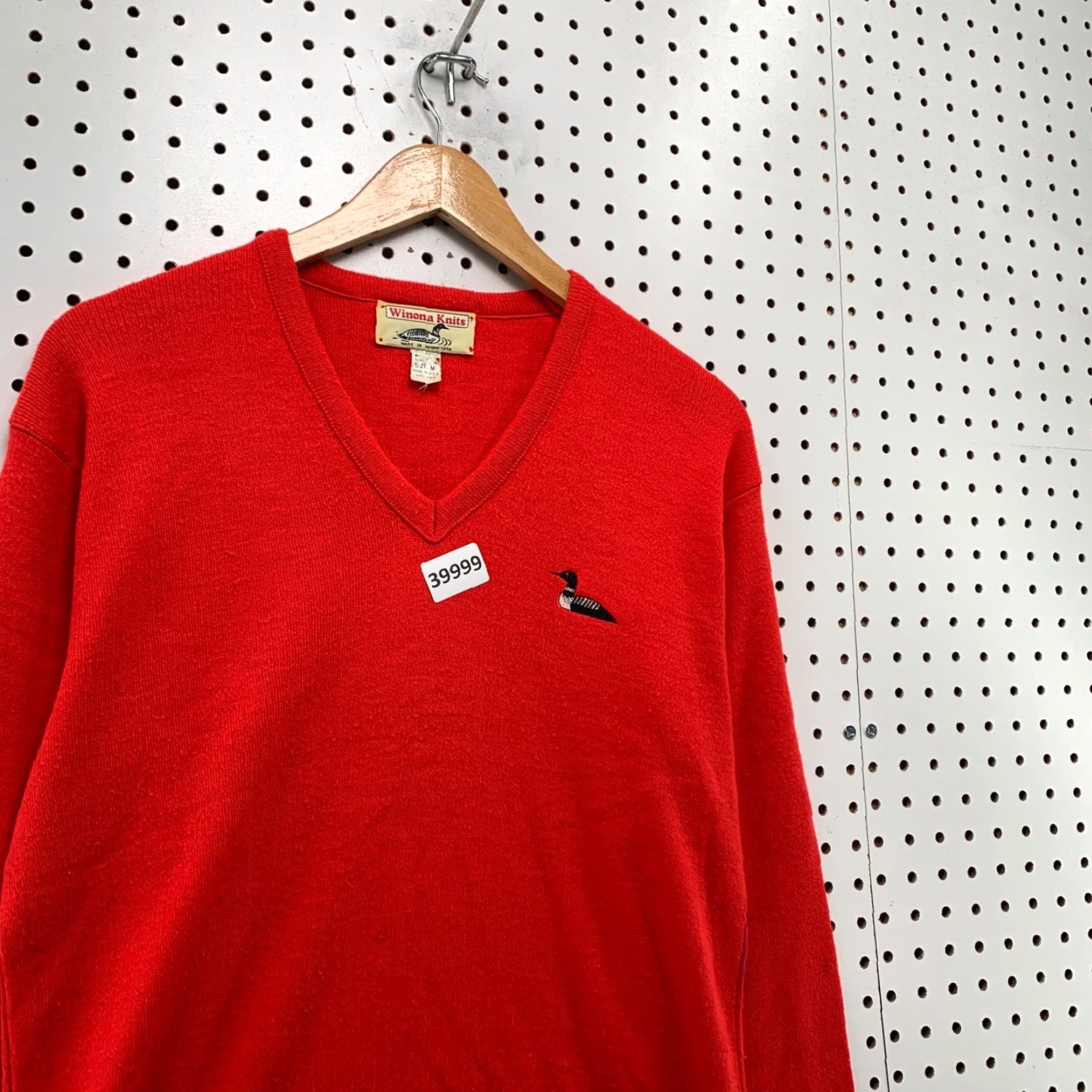 Vintage VINTAGE Winona Knits Sweater Mens Medium Red V Neck Duck Logo Casual Preppy Size US M / EU 48-50 / 2 - 6 Thumbnail