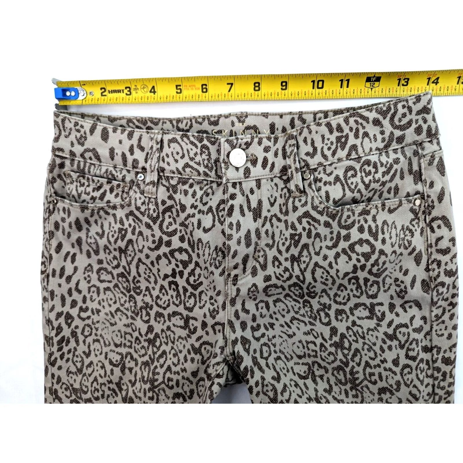 White House Black Market White House Black Market Pants Women 2 Skinny Ankle Leopard Print Multicolor Crop Crop Jeans 28x25 WW Royalty? Size 26" / US 2 / IT 38 - 6 Thumbnail