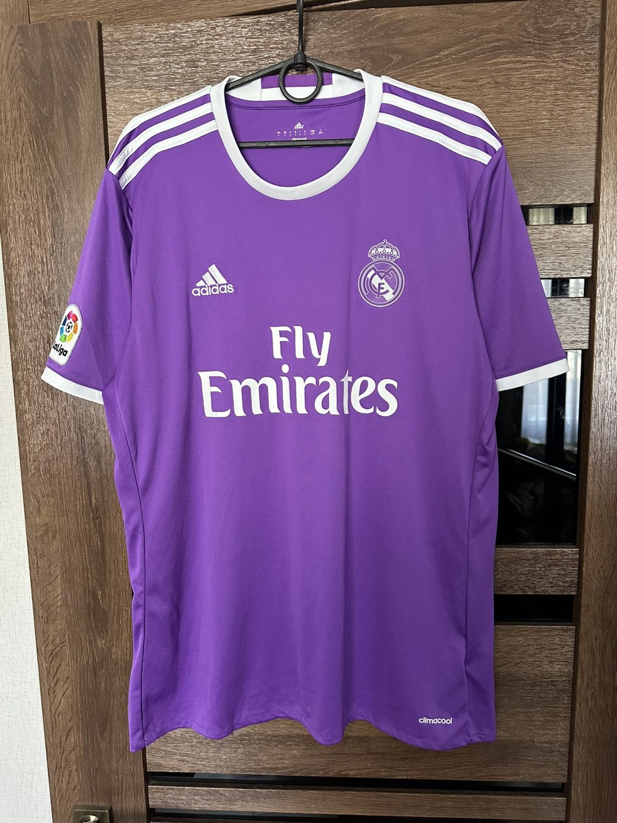Adidas 2016/2017 Adidas Real Madrid Soccer Jersey T-Shirt Size US L / EU 52-54 / 3 - 3 Thumbnail