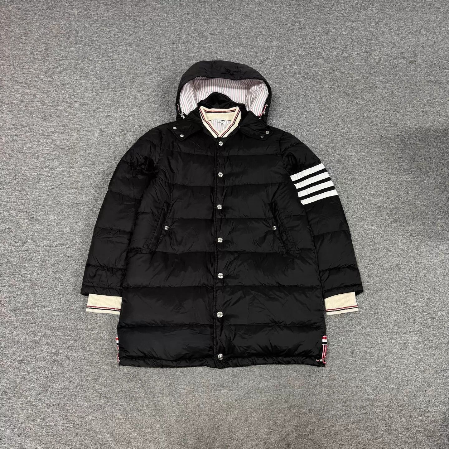 Thom Browne Black Mid-Length Hooded Puffer Coat Size US M / EU 48-50 / 2 - 1 Thumbnail