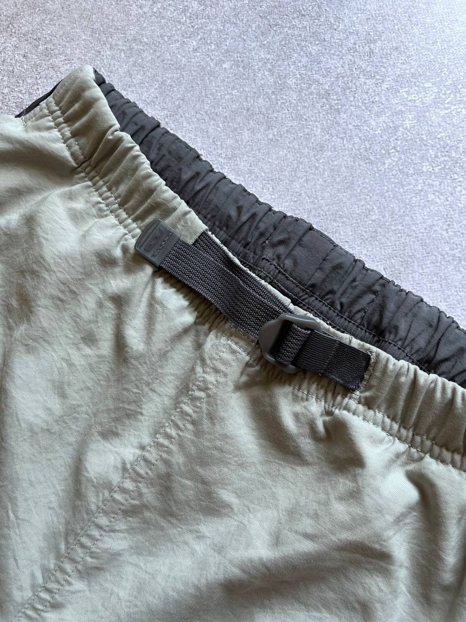 Nike ACG × Vintage Vintage Nike ACG Nylon Cargo Shorts Y2K S Size US 31 - 6 Thumbnail