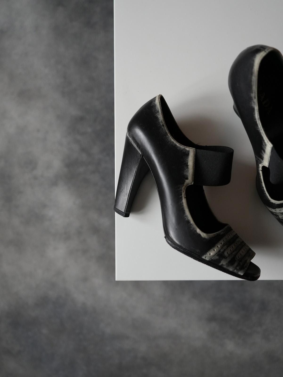 Prada FW 2007 Prada Distressed Leather Strap Open Toe Heel Pumps Size US 7 / IT 37 - 3 Thumbnail
