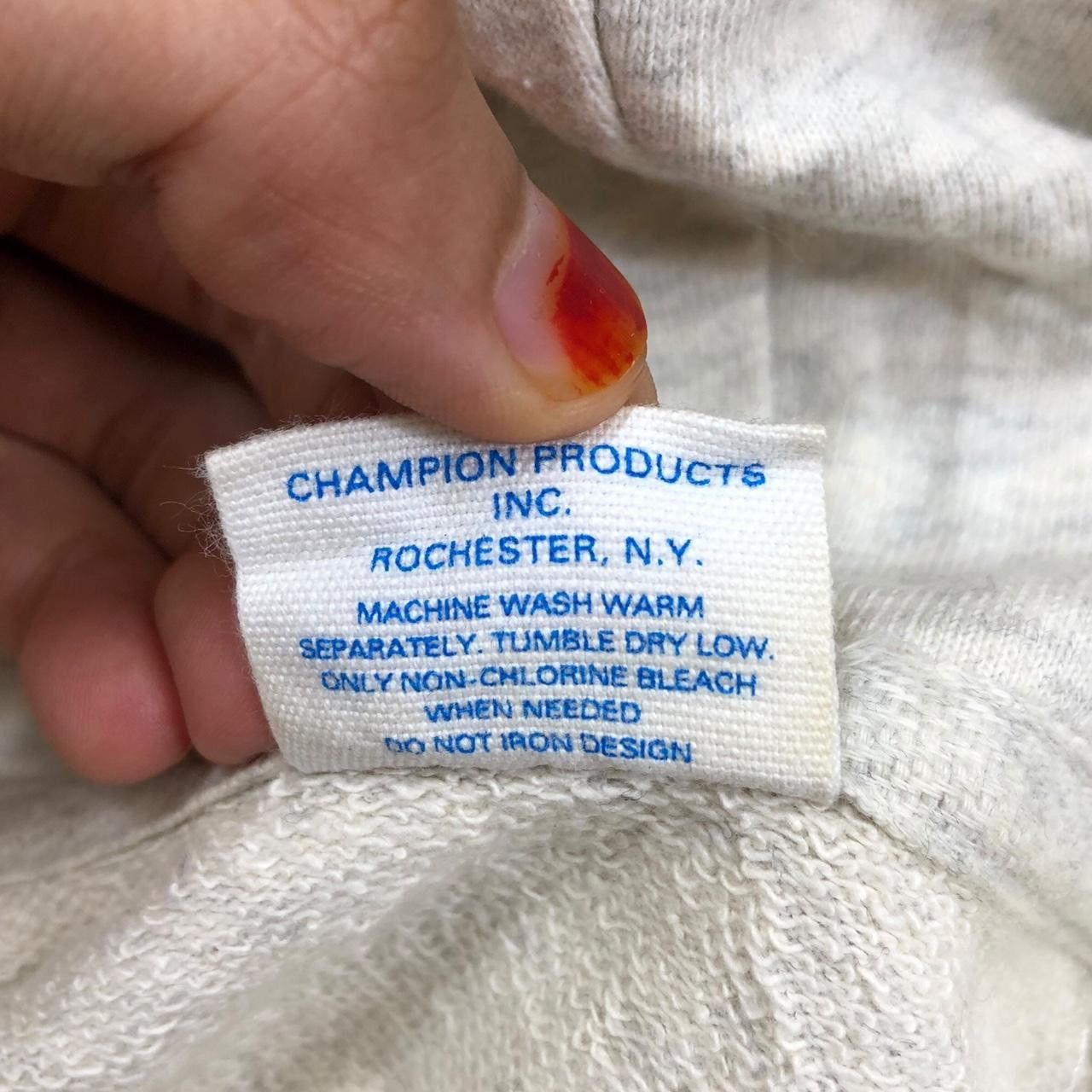 Champion Vintage CHAMPION PRODUCTS Athletic Hoodie Sweater Pullover Size L / US 10 / IT 46 - 6 Thumbnail